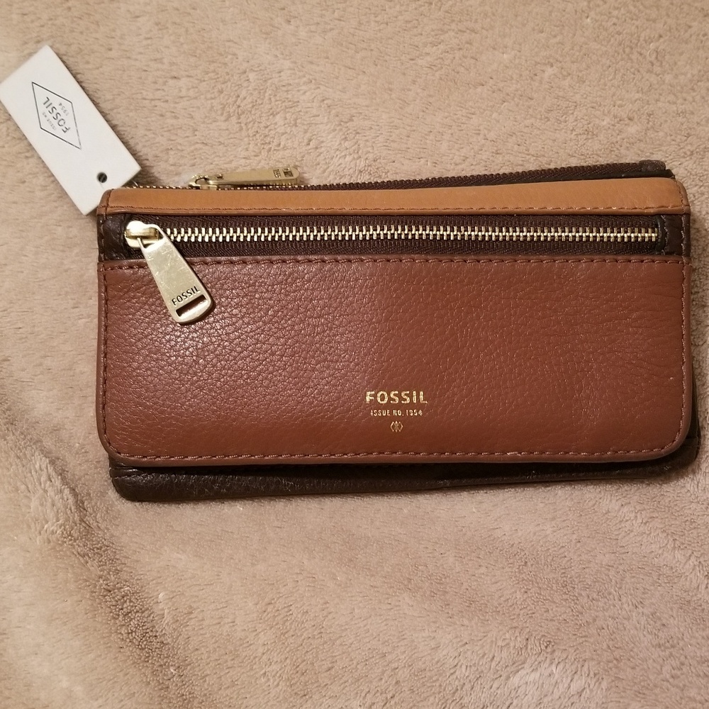 Fossil wallet